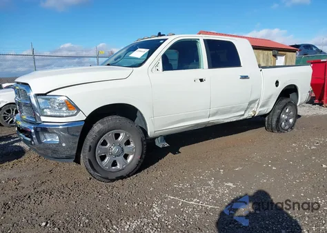 2018 Ram 2500 Laramie 4X4 6'4 Box из США, поврежденный, VIN 3C6UR5NLXJG308921